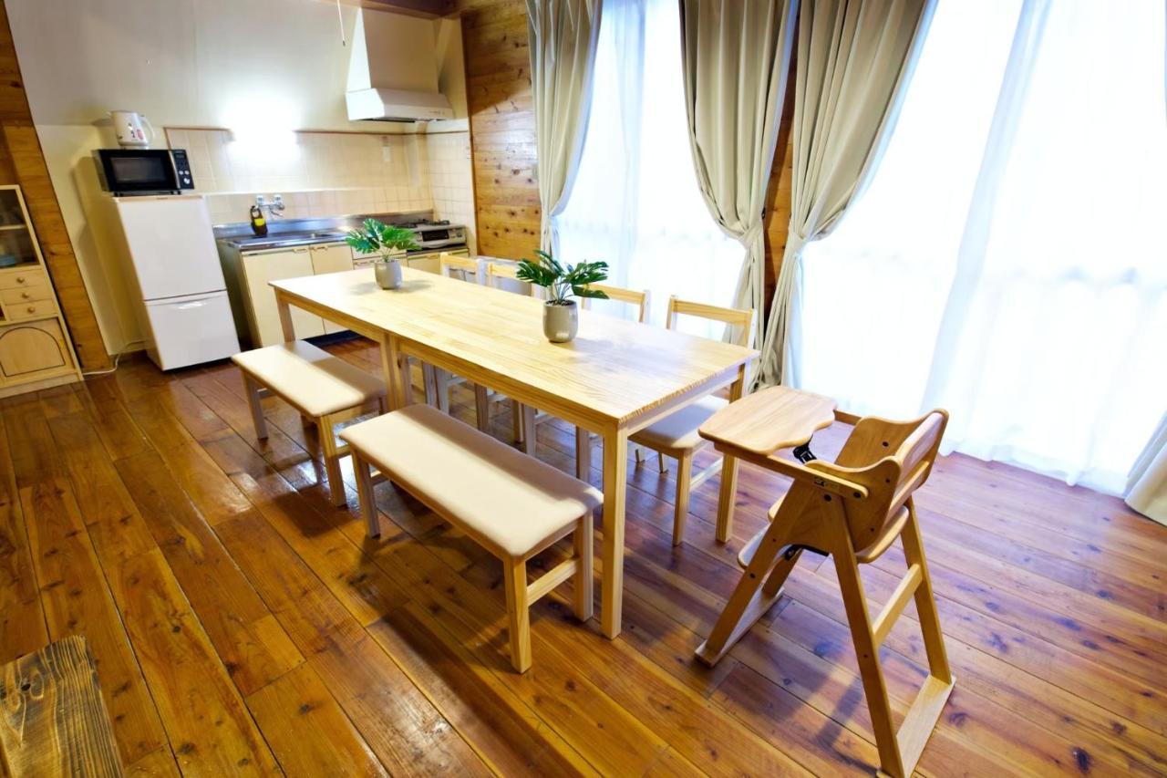 にらい恩納　杉の木 Apartment Онна Екстериор снимка
