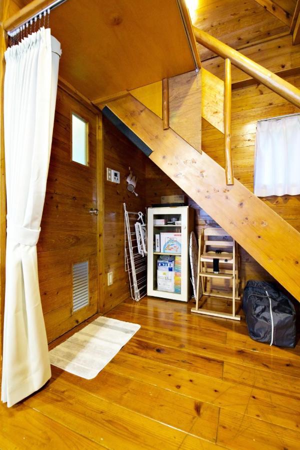 にらい恩納　杉の木 Apartment Онна Екстериор снимка